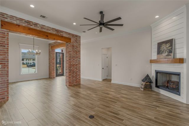 53 Turtle Creek Drive, Benton, LA 71006