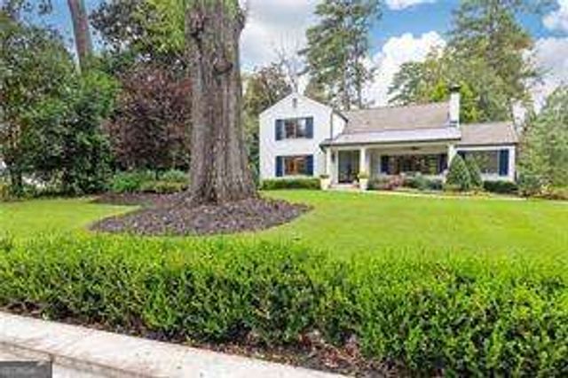 660 Old Ivy Road NE, Atlanta, GA 30342