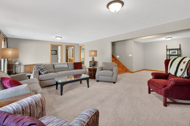 5595 NW 3rd Court, Des Moines, IA 50313