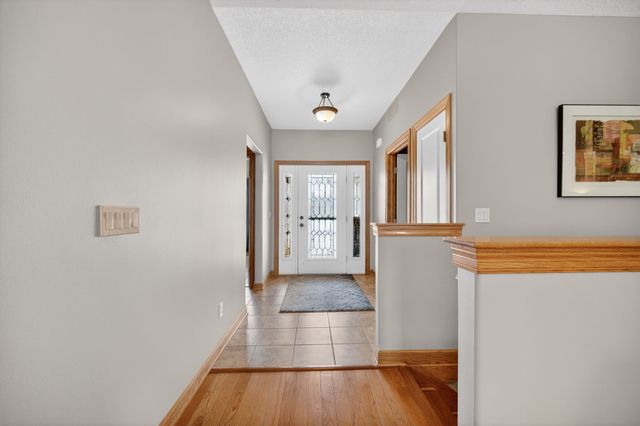 5595 NW 3rd Court, Des Moines, IA 50313