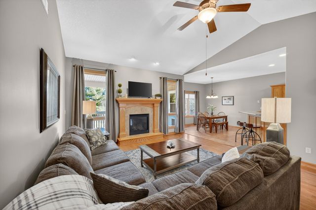 5595 NW 3rd Court, Des Moines, IA 50313