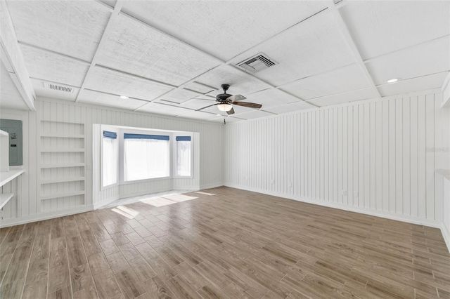 8461 FLAGSTONE DRIVE, Tampa, FL 33615