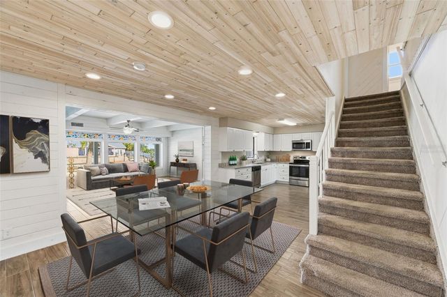 8461 FLAGSTONE DRIVE, Tampa, FL 33615