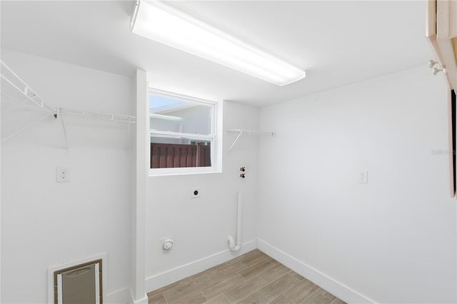 8461 FLAGSTONE DRIVE, Tampa, FL 33615