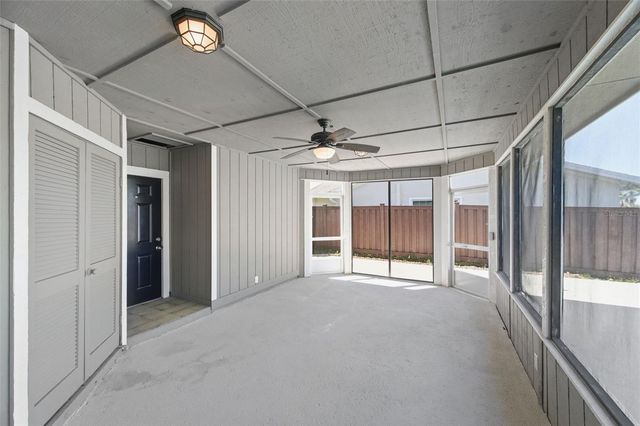 8461 FLAGSTONE DRIVE, Tampa, FL 33615