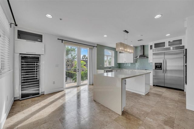 61 Isle Of Venice Drive, Fort Lauderdale, FL 33301