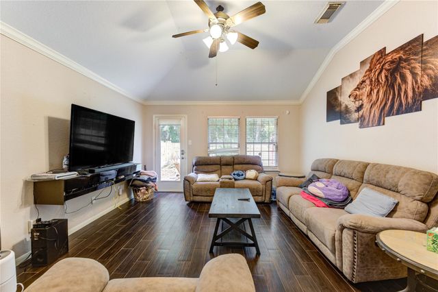 9642 Sugarblossom Lane, Sugar Land, TX 77498