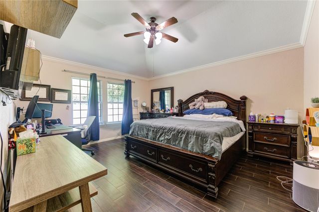 9642 Sugarblossom Lane, Sugar Land, TX 77498