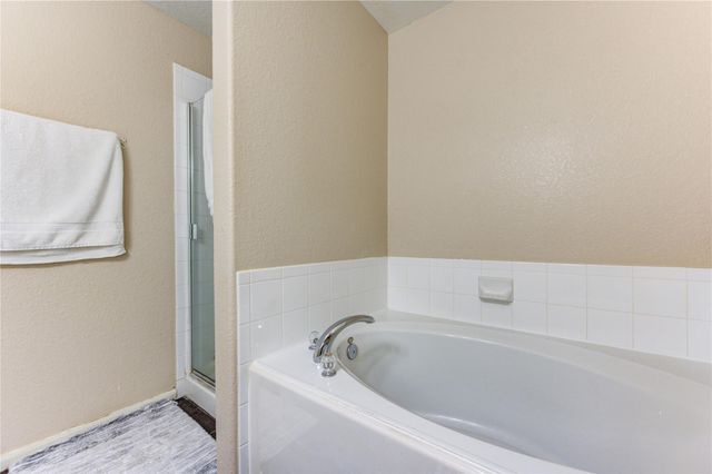 9642 Sugarblossom Lane, Sugar Land, TX 77498