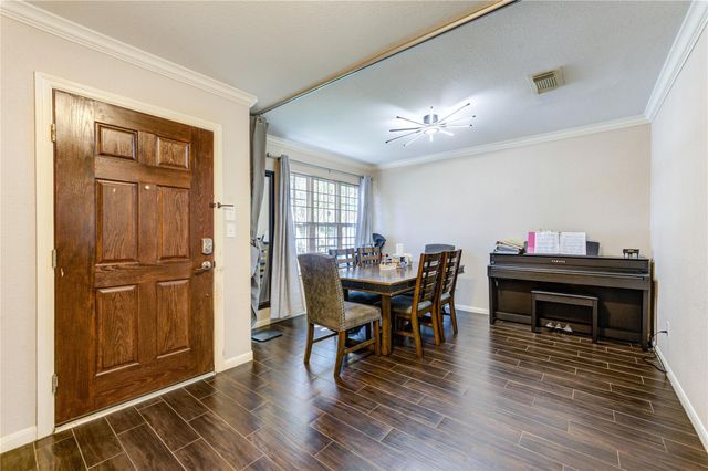 9642 Sugarblossom Lane, Sugar Land, TX 77498