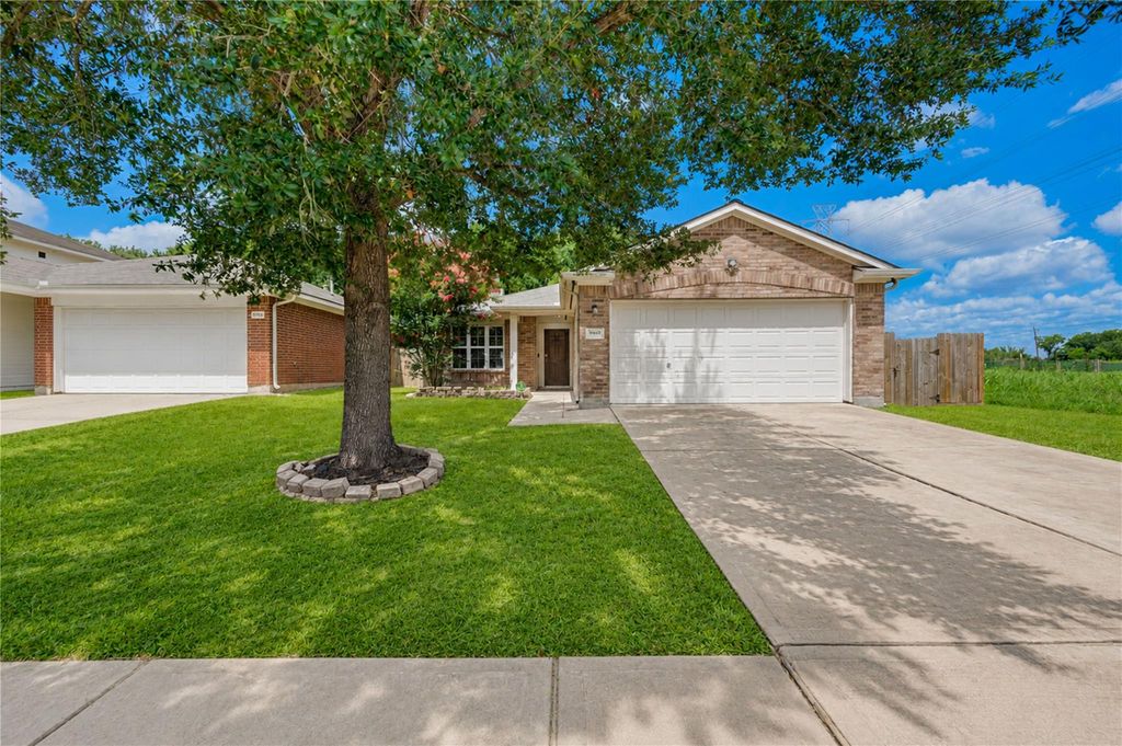 9642 Sugarblossom Lane, Sugar Land, TX 77498
