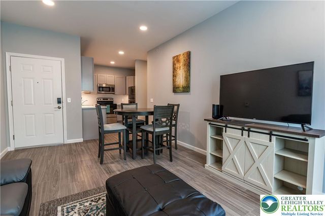 948 North Front Street C-2, Allentown City, PA 18102