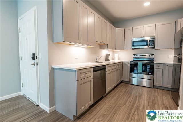 948 North Front Street C-2, Allentown City, PA 18102