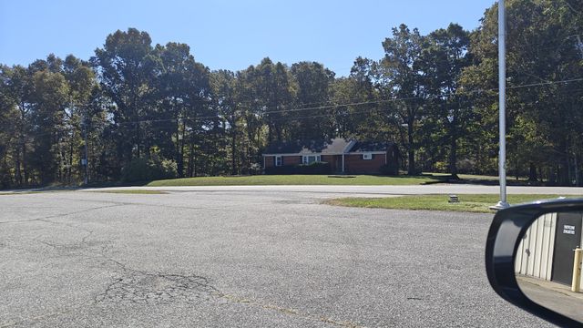 150 Sylvis Rd, Dickson, TN 37055