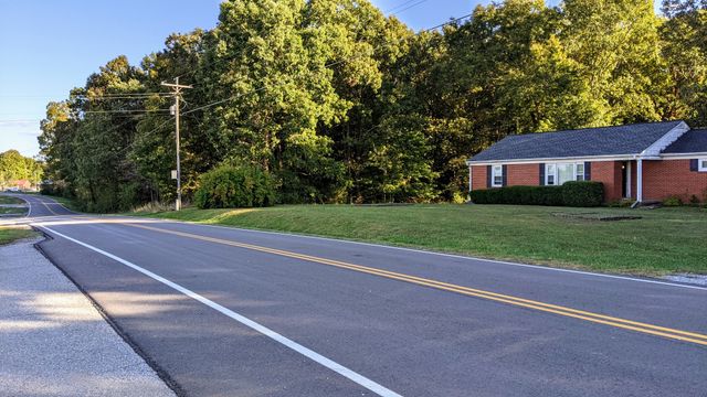 150 Sylvis Rd, Dickson, TN 37055