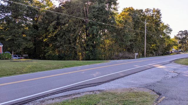 150 Sylvis Rd, Dickson, TN 37055