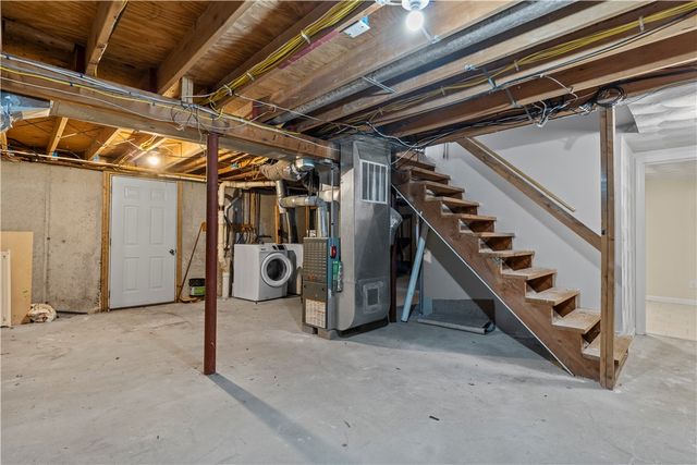 2 Medieval Way, West Warwick, RI 02893