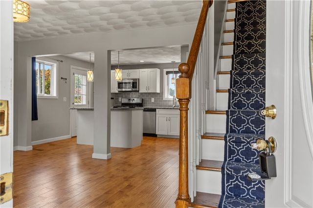 2 Medieval Way, West Warwick, RI 02893