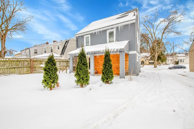 14 Utica Road, Pontiac, MI 48341