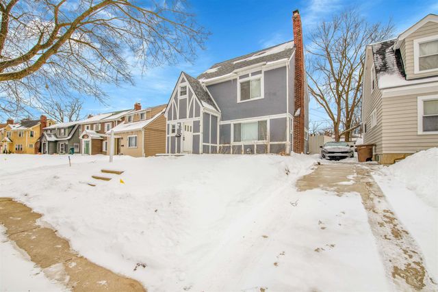 14 Utica Road, Pontiac, MI 48341