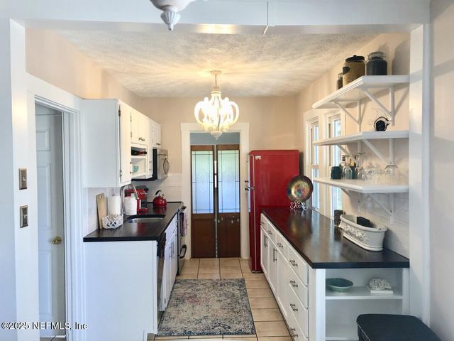 314 6TH Street N, Jacksonville Beach, FL 32250