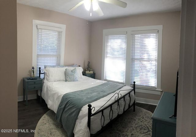 314 6TH Street N, Jacksonville Beach, FL 32250