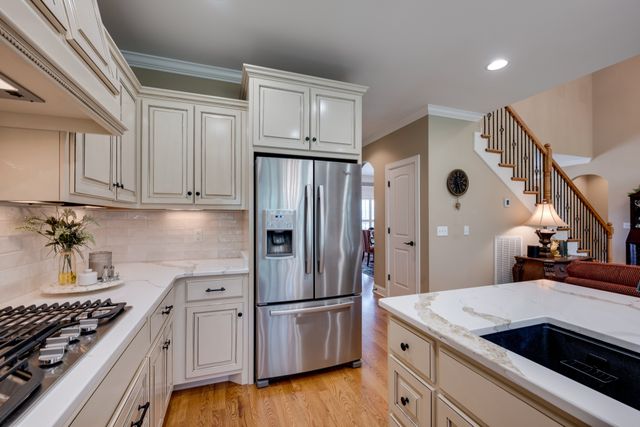 3126 Robinwood Dr, Murfreesboro, TN 37128