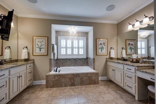 3126 Robinwood Dr, Murfreesboro, TN 37128
