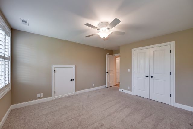 3126 Robinwood Dr, Murfreesboro, TN 37128