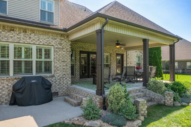 3126 Robinwood Dr, Murfreesboro, TN 37128