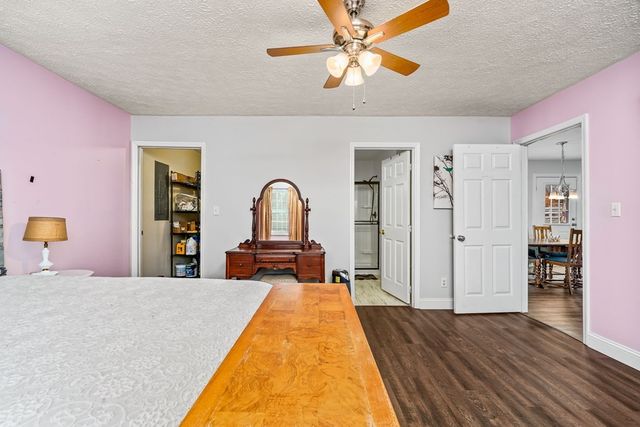 19 Honeysuckle Rd, Pikeville, TN 37367