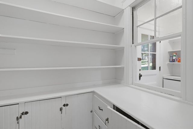 76 Grant St, Gardner, MA 01440