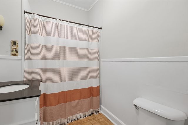 76 Grant St, Gardner, MA 01440