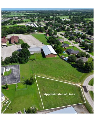 5909 Walnut Creek Circle, Granbury, TX 76049