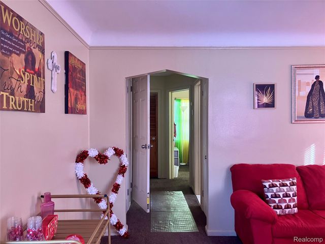 19780 Barlow Street, Detroit, MI 48205