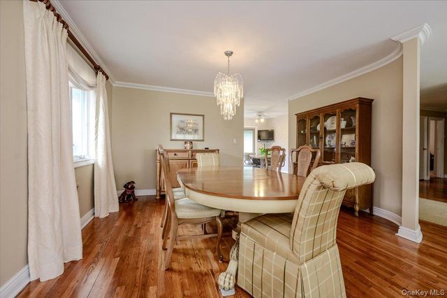 718 Arbuckle Avenue, Woodmere, NY 11598
