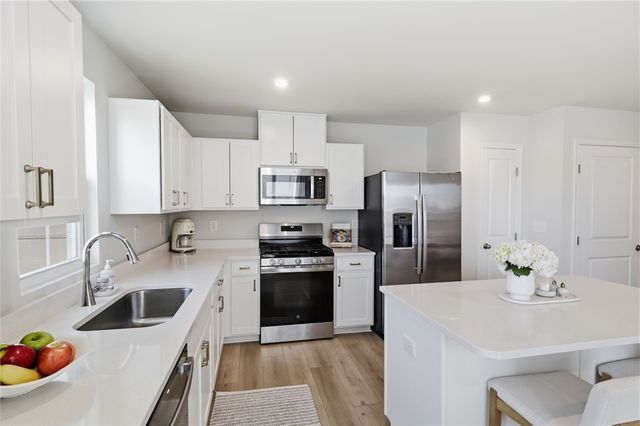 104 South Drive, West Seneca, NY 14218