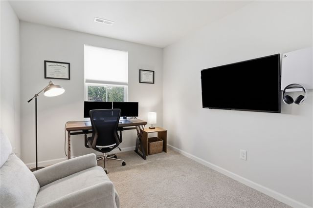 104 South Drive, West Seneca, NY 14218