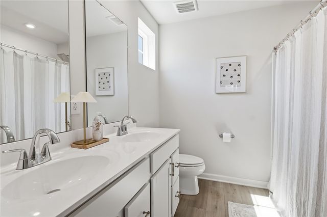 104 South Drive, West Seneca, NY 14218