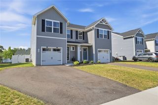 104 South Drive, West Seneca, NY 14218