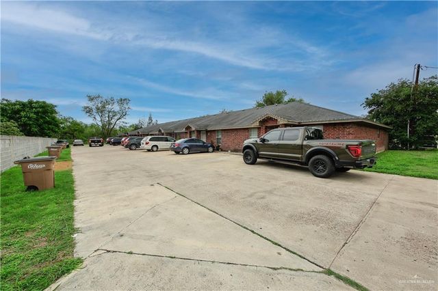 905 South Avenue, Donna, TX 78537