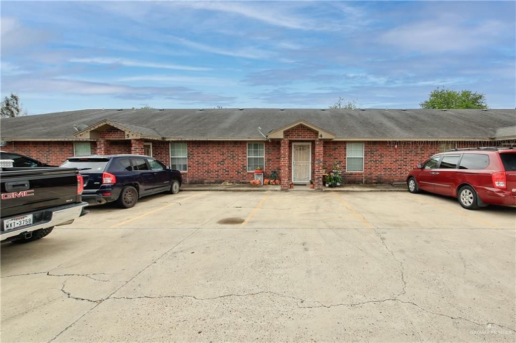 905 South Avenue, Donna, TX 78537