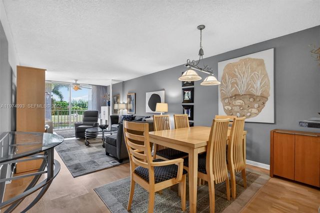 7145 N Huntington Ln 205, Delray Beach, FL 33446