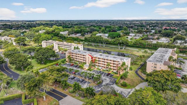 7145 N Huntington Ln 205, Delray Beach, FL 33446