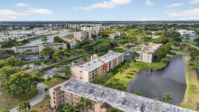 7145 N Huntington Ln 205, Delray Beach, FL 33446