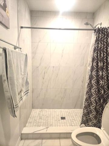 10418 N OTIS AVENUE, Tampa, FL 33612