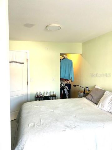 10418 N OTIS AVENUE, Tampa, FL 33612