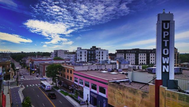 3540 Hennepin Avenue 202, Minneapolis, MN 55408