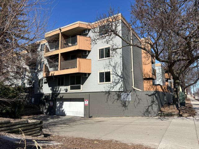 3540 Hennepin Avenue 202, Minneapolis, MN 55408