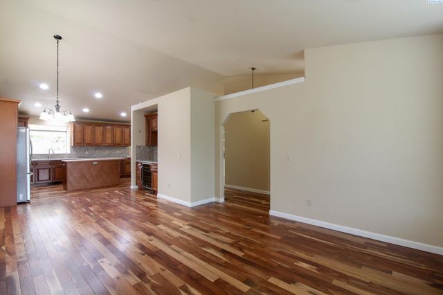 4804 S Dayton Place, Kennewick, WA 99337